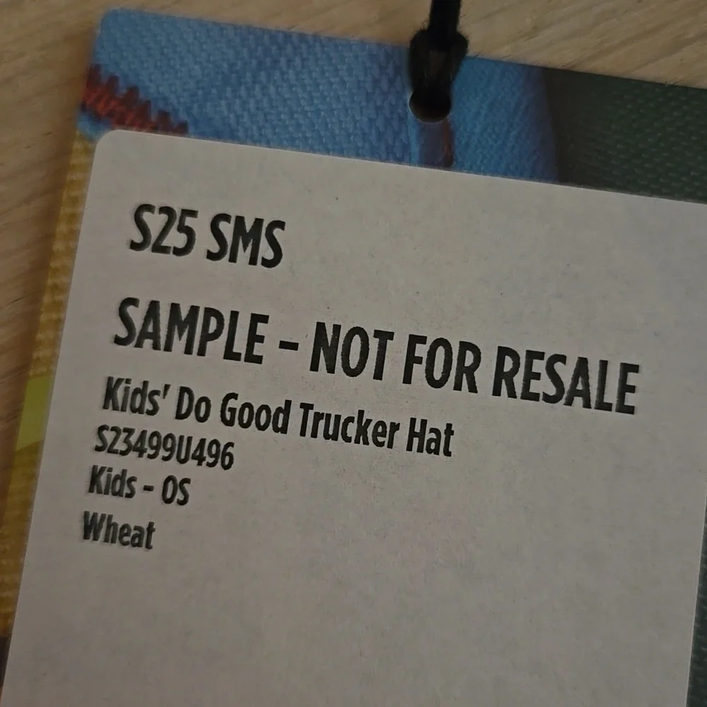 NWT HOST PICK🎉 Cotopaxi Kids Do Good Trucker Hat-Wheat